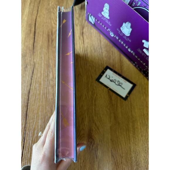 Fae Crate Exclusive Illusions Of Fire by Nisha Sharma - Picture 2 of 4